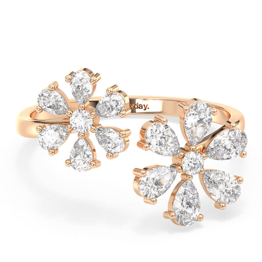 MARGUERITE SIX PETAL FLOWER COCKTAIL RING, GOLD