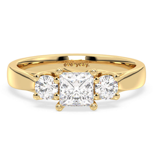 AZALEA PRINCESS CUT ELEGANT SET THREE STONE RING, GOLD