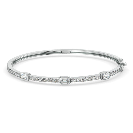 KATE BEZEL SET EMERALD CUT DIAMOND STUDDED OVAL BANGLE, GOLD