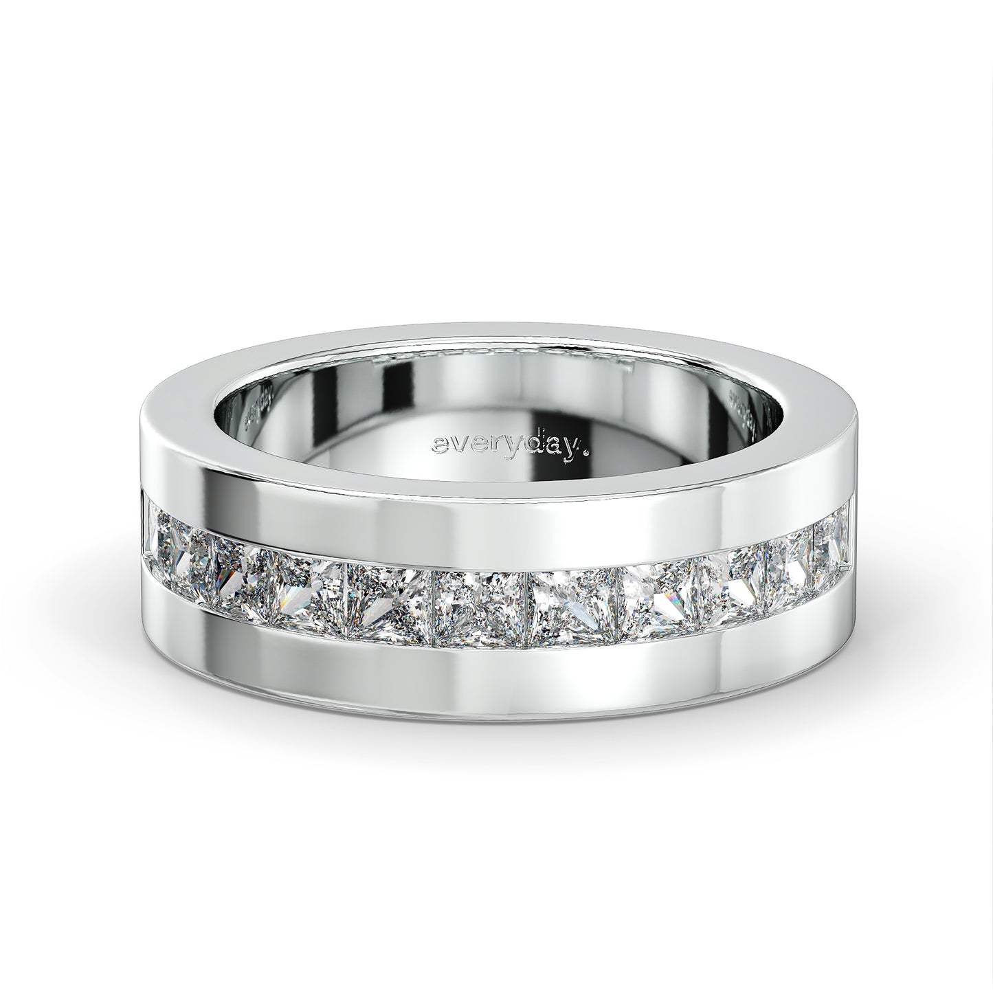 OLIVER CHANNEL SET PRINCESS CUT DIAMOND BAND, GOLD