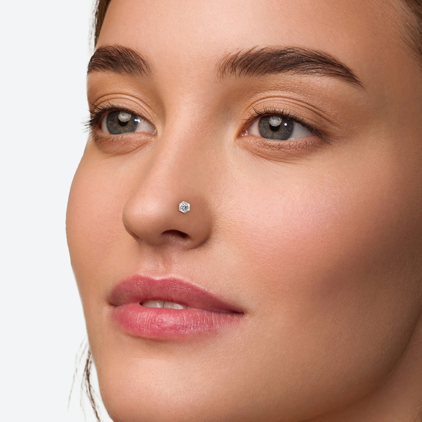 SOPHIA HEX-BEZEL SET ROUND CUT DIAMOND NOSE PIN, GOLD