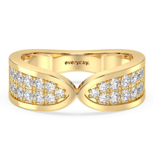 CLARETTE ROUND DIAMOND STUDDED RING, GOLD